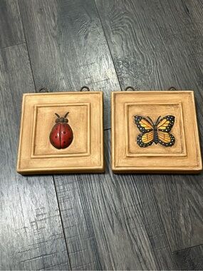 🧡 2/$15 🧡 Butterfly and Ladybug Framed Wall Plaques - Gold & Red/Orange
